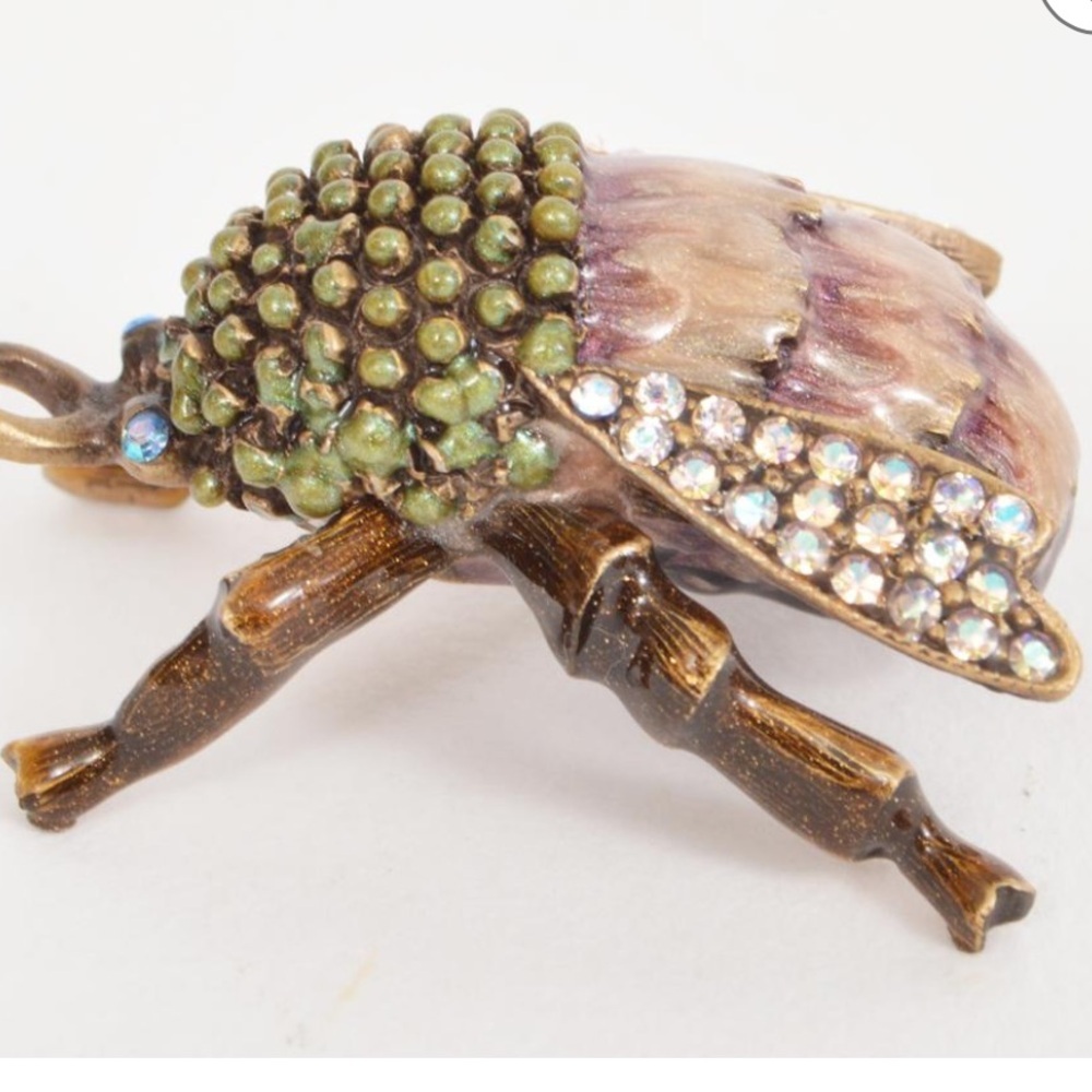 JAY STRONGWATER GORGEOUS BUMBLE BEE PURPLE/GREEN FIGURINE SWAROVSKI NEW BOX
5038 - Picture 6 of 8